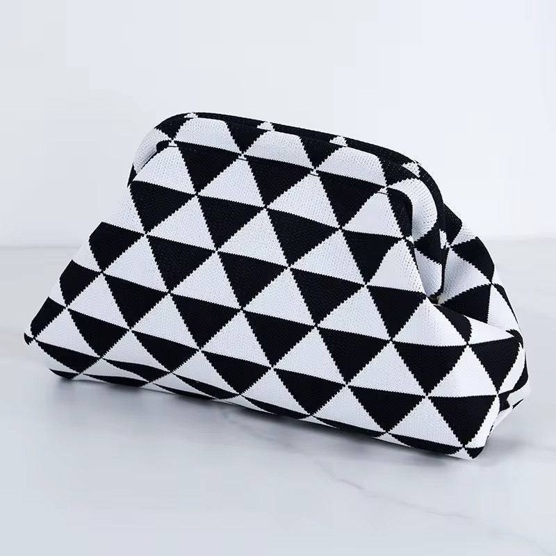 Hand bag